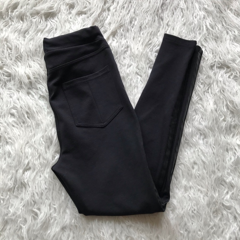 View‎ by Walter Baker High Rise Ponte Skinny Pants